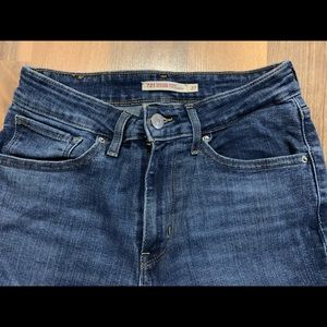 Levi’s skinny jeans